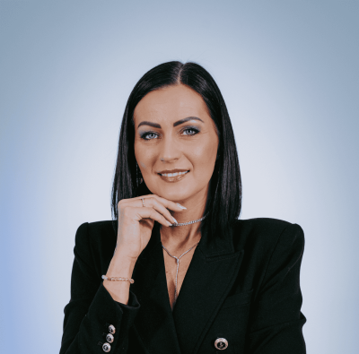 Mgr. Nadežda Mandelová